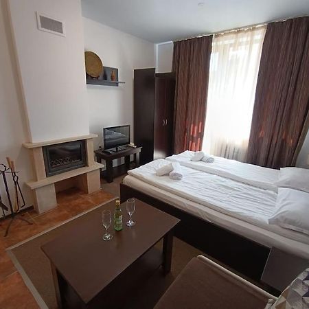 Студио В Хотел Мария Антоанета Bansko Exteriör bild