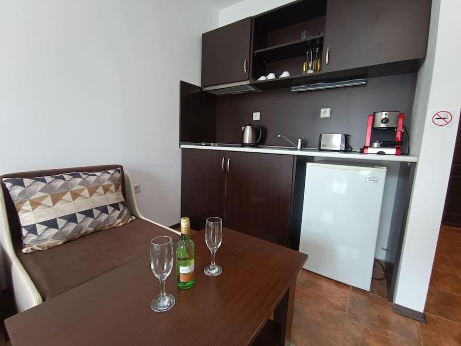 Студио В Хотел Мария Антоанета Bansko Exteriör bild